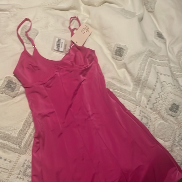 oh polly dress in xs Barbie - Picture 8 of 9